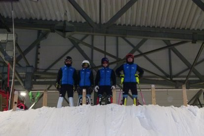 L'equip U19 de l'Esquí Club Pas Grau a Lituània