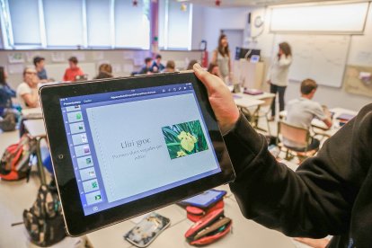 Les tauletes desapareixeran de manera progressiva de l’aula.