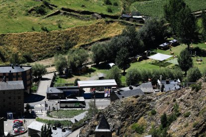 El terreny on s’habilitarà l’aparcament.