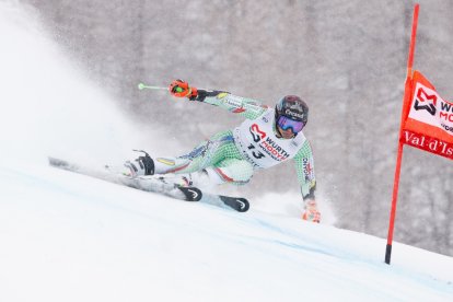 L’esquiador andorrà Joan Verdú, ahir a la primera baixada de Val d’Isère.