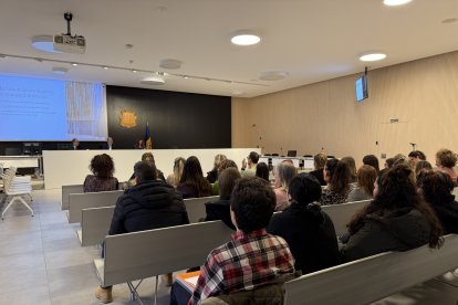 Una de les sessions de formació per al personal de l'administració de la Justícia