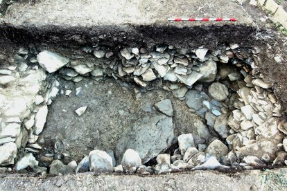 Una part de l’excavació, on es pot veure el possible banc corregut.