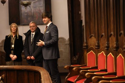 Faure amb els síndics a l’antic parlament.