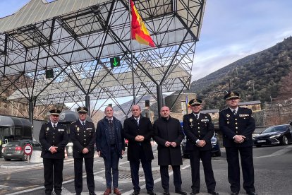 L'acte de commemoració dels 200 anys de la Policia Nacional, a la frontera