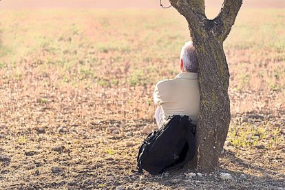 L’aïllament no és gens bo: accelera el deteriorament cognitiu i promou pensaments negatius