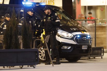 Una patrulla de policia.