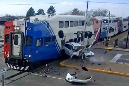 Accident tren Utah cotxe