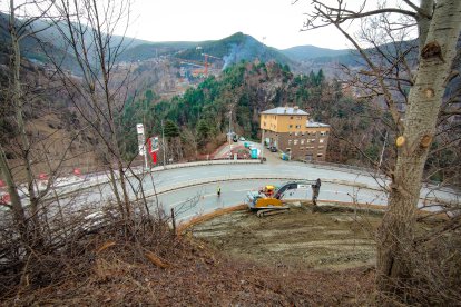 Obres d’accés al vial a la Serra de l’Honor, a la Massana.