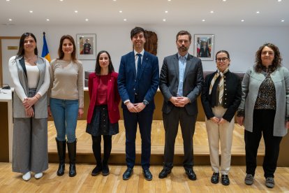 Els cònsols d'Andorra la Vella, juntament amb la delegació d'ONU Turisme