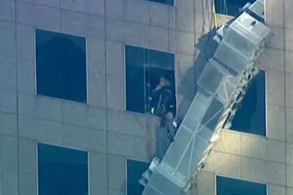 Treballadors rescatats d'un gratacel a Manhattan