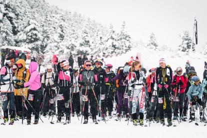 Centenars de participants a la vuitena edició de l'Skimo femení