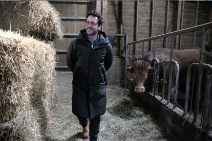 Guillem Casal durant una visita a una explotació ramadera