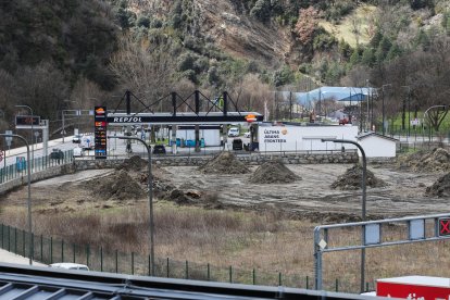 A l'estiu del 2027, Decathlon i Alcampo.