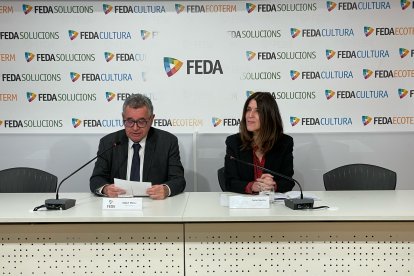 Albert Moles i Anna Garcia durant la presentació de la col·laboració de FEDA amb els Jocs dels Petits Estats