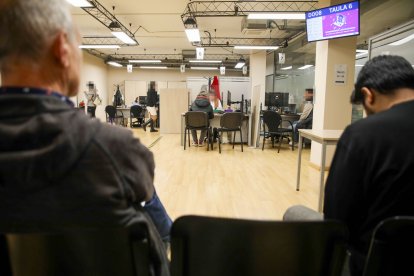 L’Agència de Tributs.