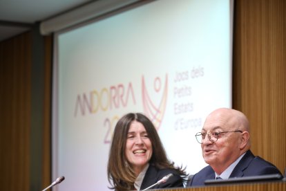 La presidenta del comitè organitzador, Anna Garcia, i el president del COA, Xavier Espot.