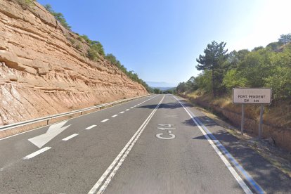 Un tram de la C-14 ja desdoblat.