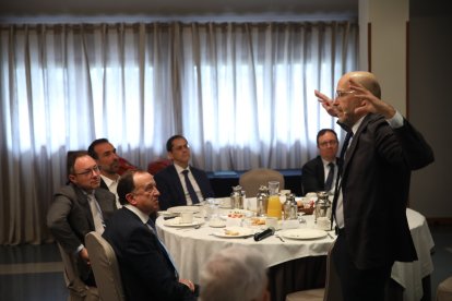 El cap de Govern, Xavier Espot, present en la presentació de l'estudi macroeconòmic de l'Empresa Familiar Andorrana