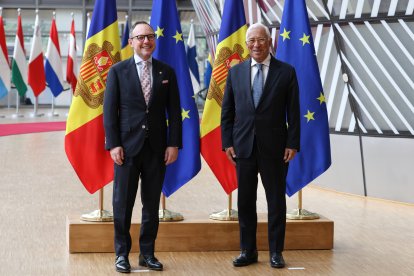 El cap de Govern, Xavier Espot, amb el president del Consell d'Europa, António Costa a Brussel·les.