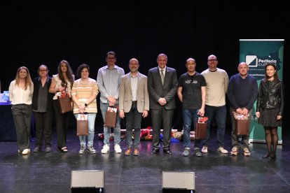 Els premiats en el concurs Miquel Martí i Pol.