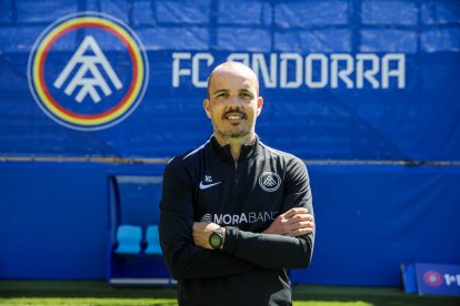 El tècnic de l’FC Andorra, Beto Company, a l’Estadi Nacional.