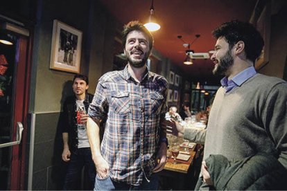 Cerni Cairat i Cerni Escalé el dia de les eleccions comunals