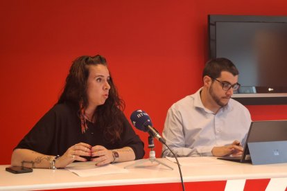 Carla Ninot i Pere Baró durant la roda de premsa.