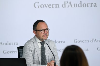 El cap de Govern durant la compareixença per anunciar la remodelació.