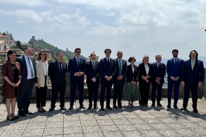 Foto de família del grup d'amistat d'Andorra i San Marino