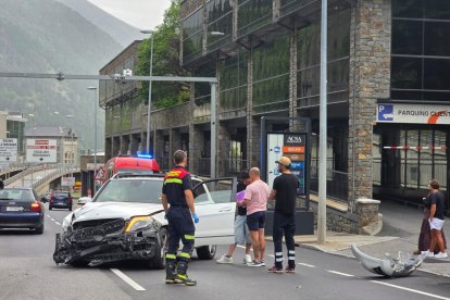 El vehicle accidentat al vial de la Barta aquesta tarda