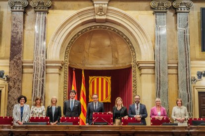 Els síndics Carles Ensenyat i Sandra Codina al parlament català en la visita d'aquest matí