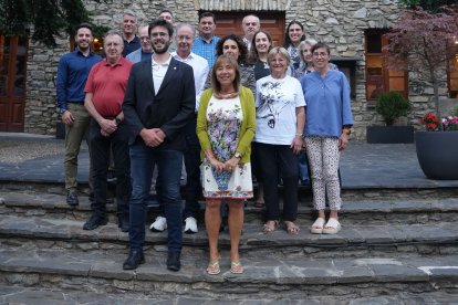Els signants de la constitució de la fundació.