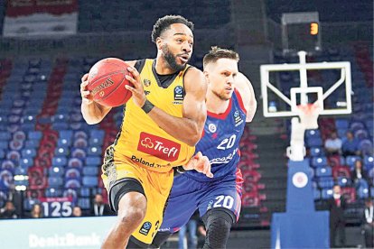 Best, en un partit recent amb el Trefl Sopot.