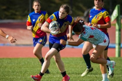La selecció femenina va guanyar dos partits.