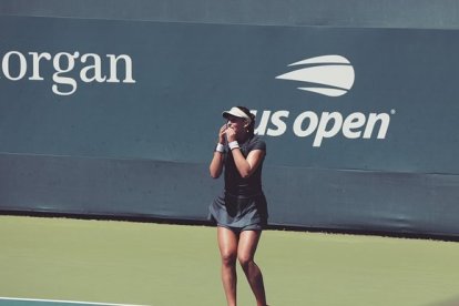 Vicky Jiménez celebra la victòria a la prèvia de l’US Open.