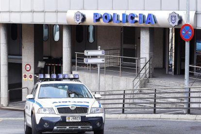 Un cotxe de la policia