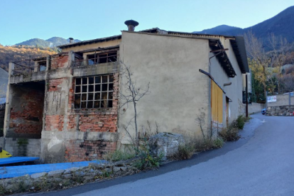 L’antic forn incinerador d’Encorcés.