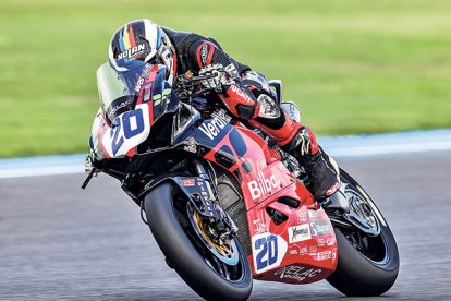 Cardelús, a Magny-Cours.