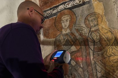 Treballs d’estudi de les pintures romàniques.