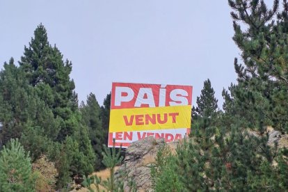 Pancarta Coll de la Gallina