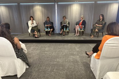 Un moment de la intervenció de la delegada del Govern de la Generalitat de Catalunya a Andorra, Anna Vives.