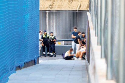 La zona d’Escaldes on s’acostumen a reunir, ahir