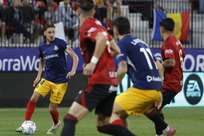 Sergio Molina en el partit contra el Mirandés.