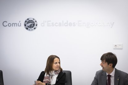 Els cònsols Rosa Gili i Sergi Fernández, ahir en roda de premsa.