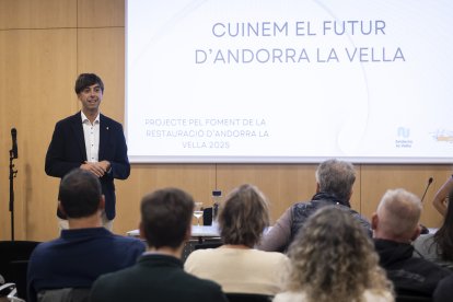 El cònsol major d'Andorra la Vella, Sergi González, durant la presentació del projecte 'Cuinem el futur d'Andorra la Vella'.