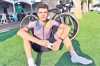 L’andorrà Adrià Regada abans de la cursa.