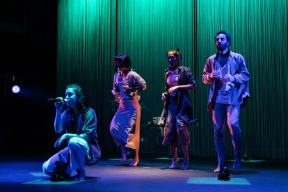 Una escena de l'obra 'Límits'