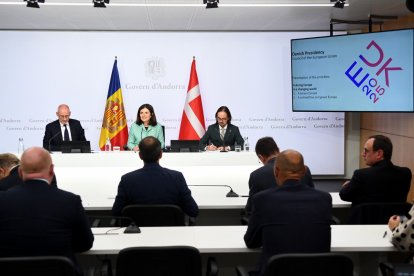 Landry Riba i Imma Tor a la reunió amb l'ambaixador de Dinamarca, Michael Braad