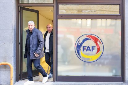 Reunió dels clubs a la seu de la FAF, dimecres.