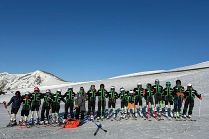 El grup sub 16, a l’estada de Corralco.